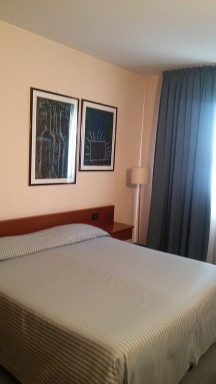 Albergo Centrale Trebaseleghe Стая снимка