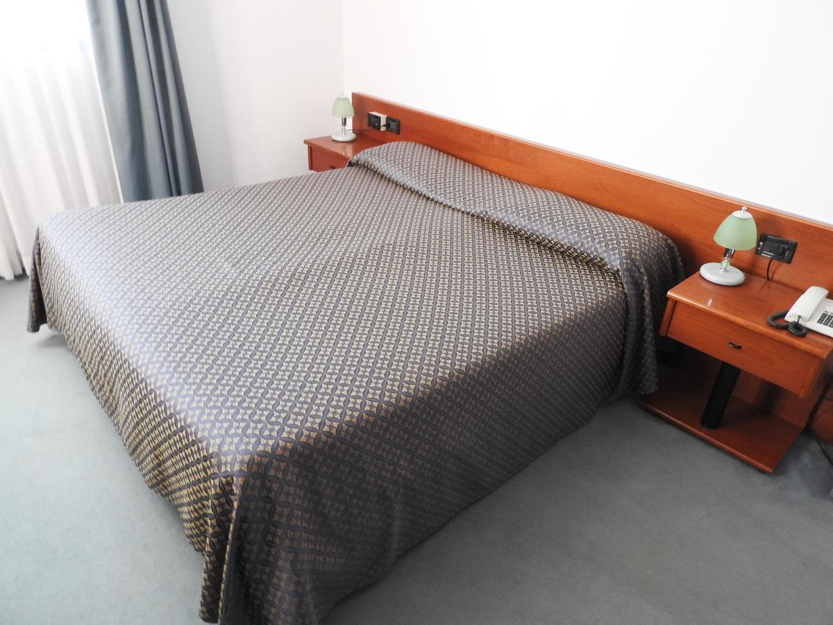 Albergo Centrale Trebaseleghe Екстериор снимка